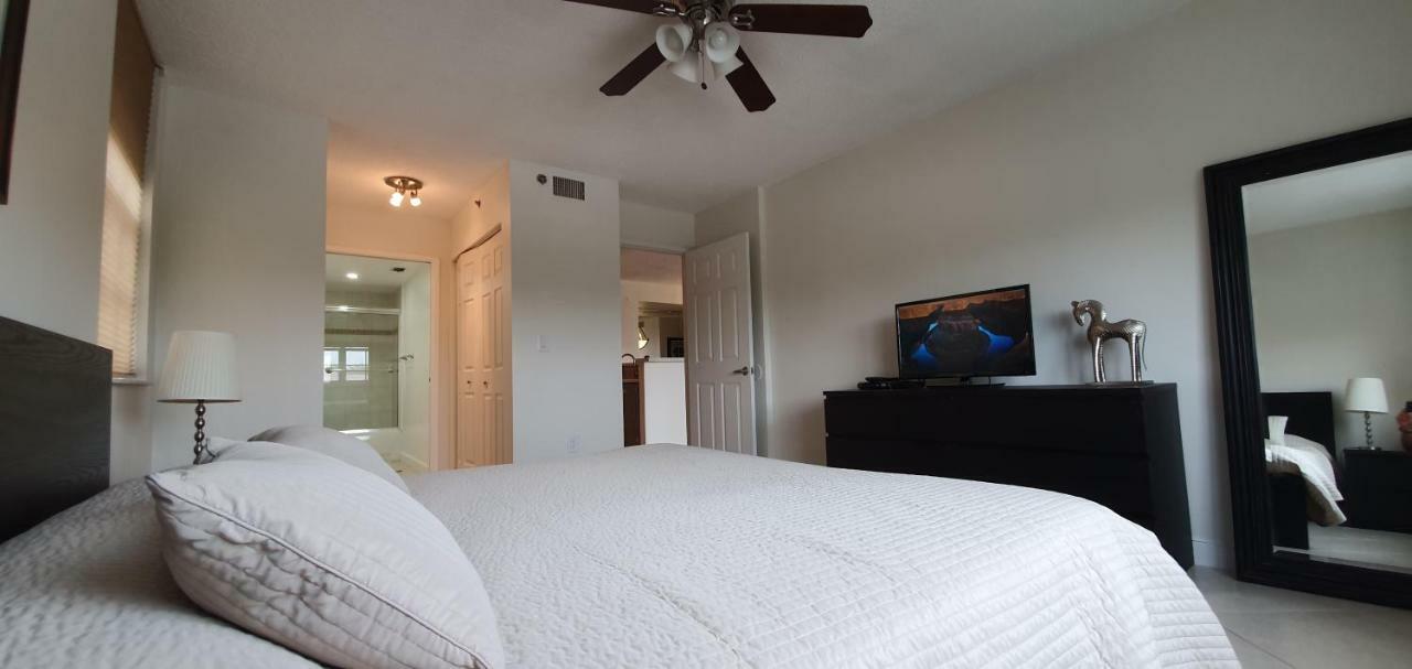 Yacht Club Aventura 2Br + 2Ba Apartamento Miami Exterior foto